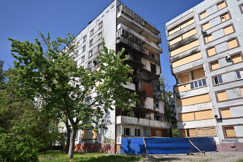 Damaged buildings after the missile strike in Zaporizhzhia, Ukraine. © MSF