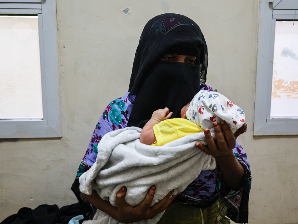 In the MSF-supported maternity department inside Abs general hospital. © Jinane Saad/MSF