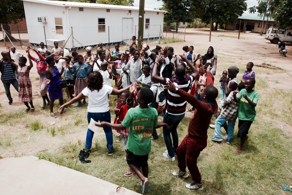  無國界醫生開設的「青少年俱樂部」。© Francesco Segoni/MSF